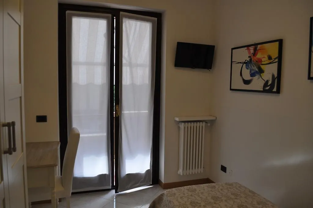 Bed And Breakfast Villa Rosa Concesio 0*,  Italy