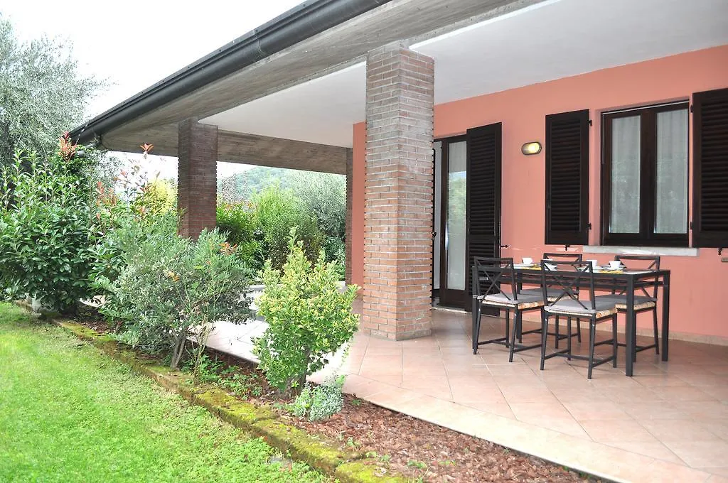 Bed & Breakfast Bed And Breakfast Villa Rosa Concesio Italy