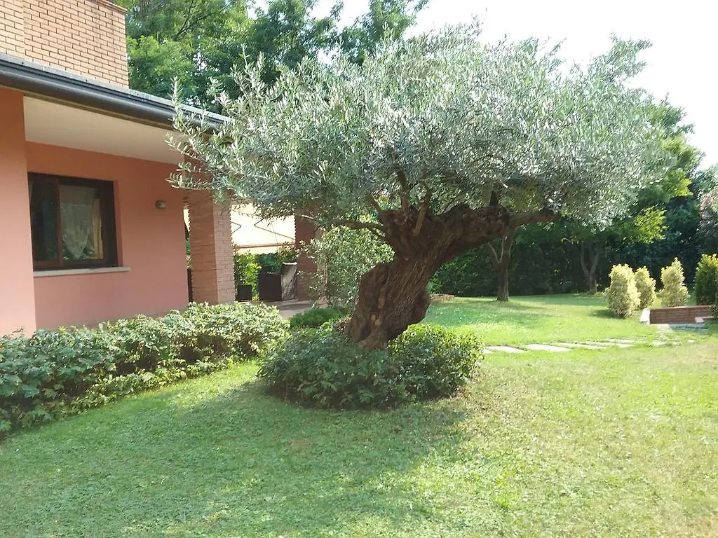 Bed And Breakfast Villa Rosa Concesio Italy