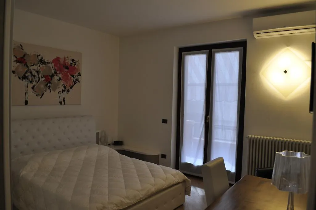 Bed & Breakfast Bed And Breakfast Villa Rosa Concesio Italy
